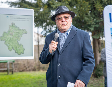 Namenu predali saniran transportni vodovod (20)